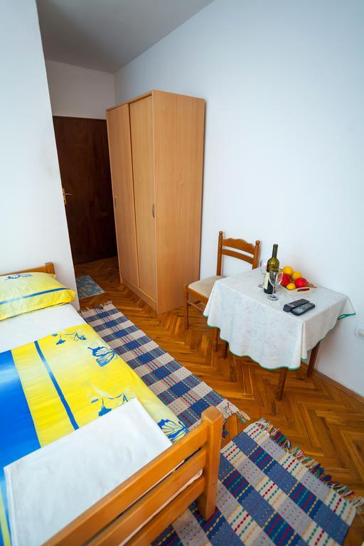 Apartments Marko Tivat Rum bild