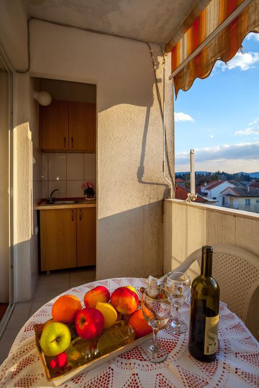 Apartments Marko Tivat Rum bild