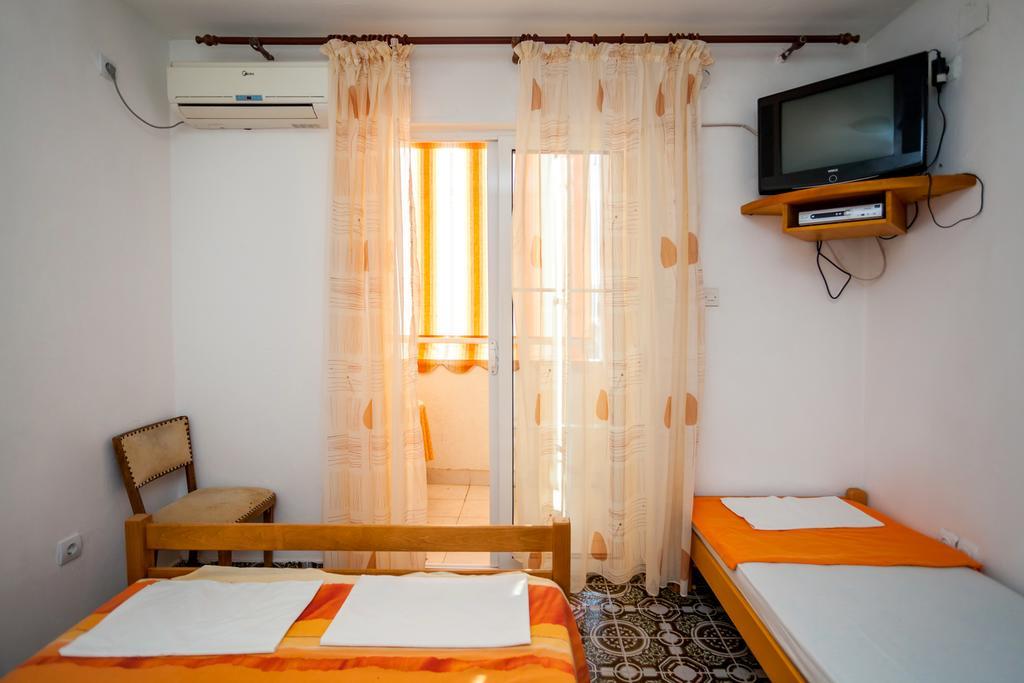 Apartments Marko Tivat Rum bild