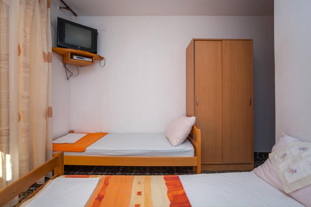 Apartments Marko Tivat Rum bild