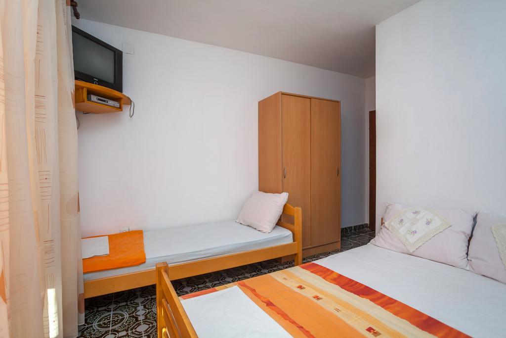 Apartments Marko Tivat Rum bild